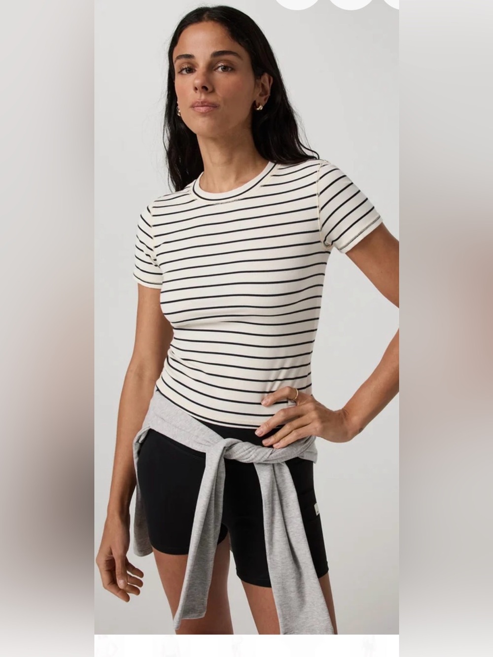 Vuori Pose Fitted Tee-NWT!!!